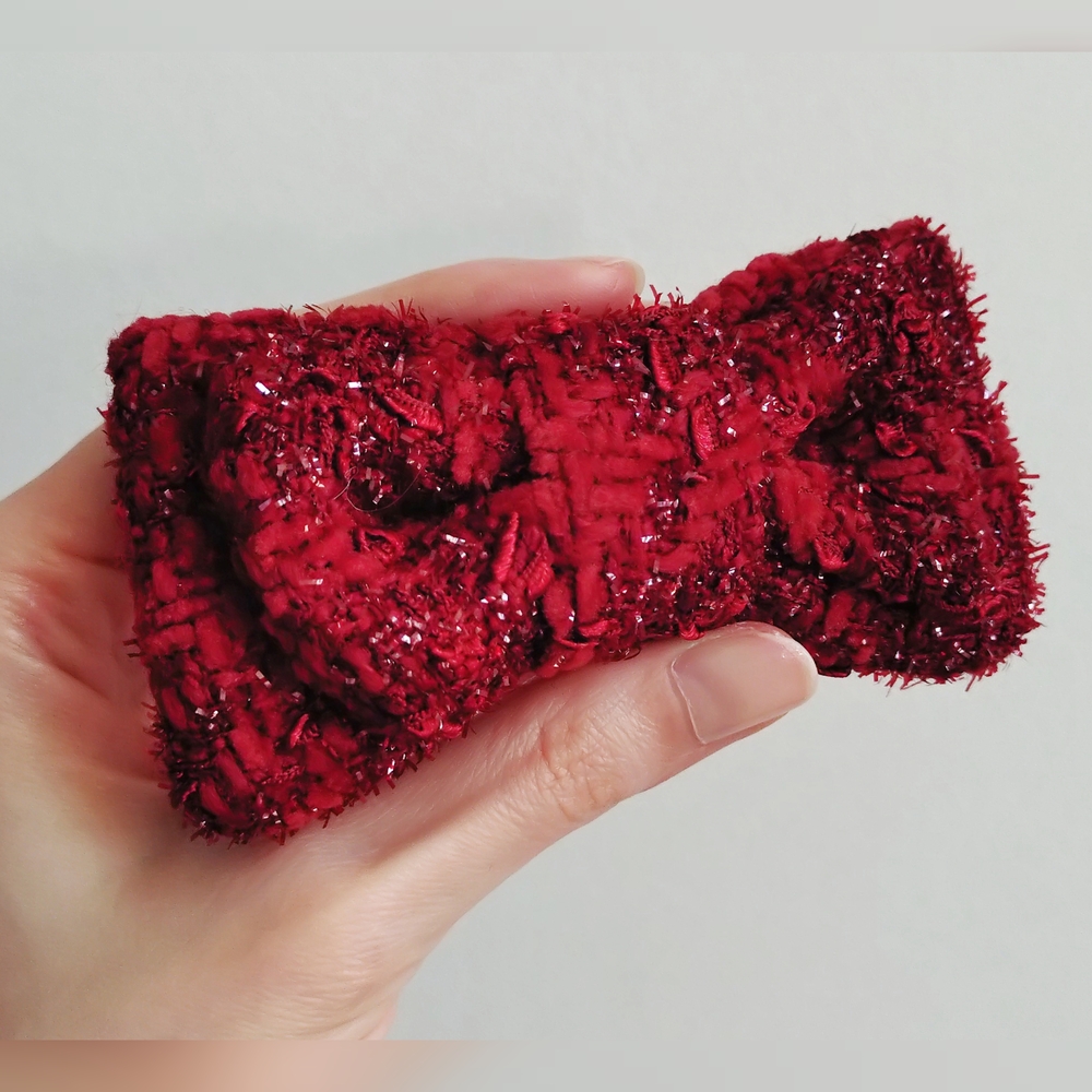 Or FREE when bundle over $50 - Red Tweed Bow Pins - Picture 4 of 6